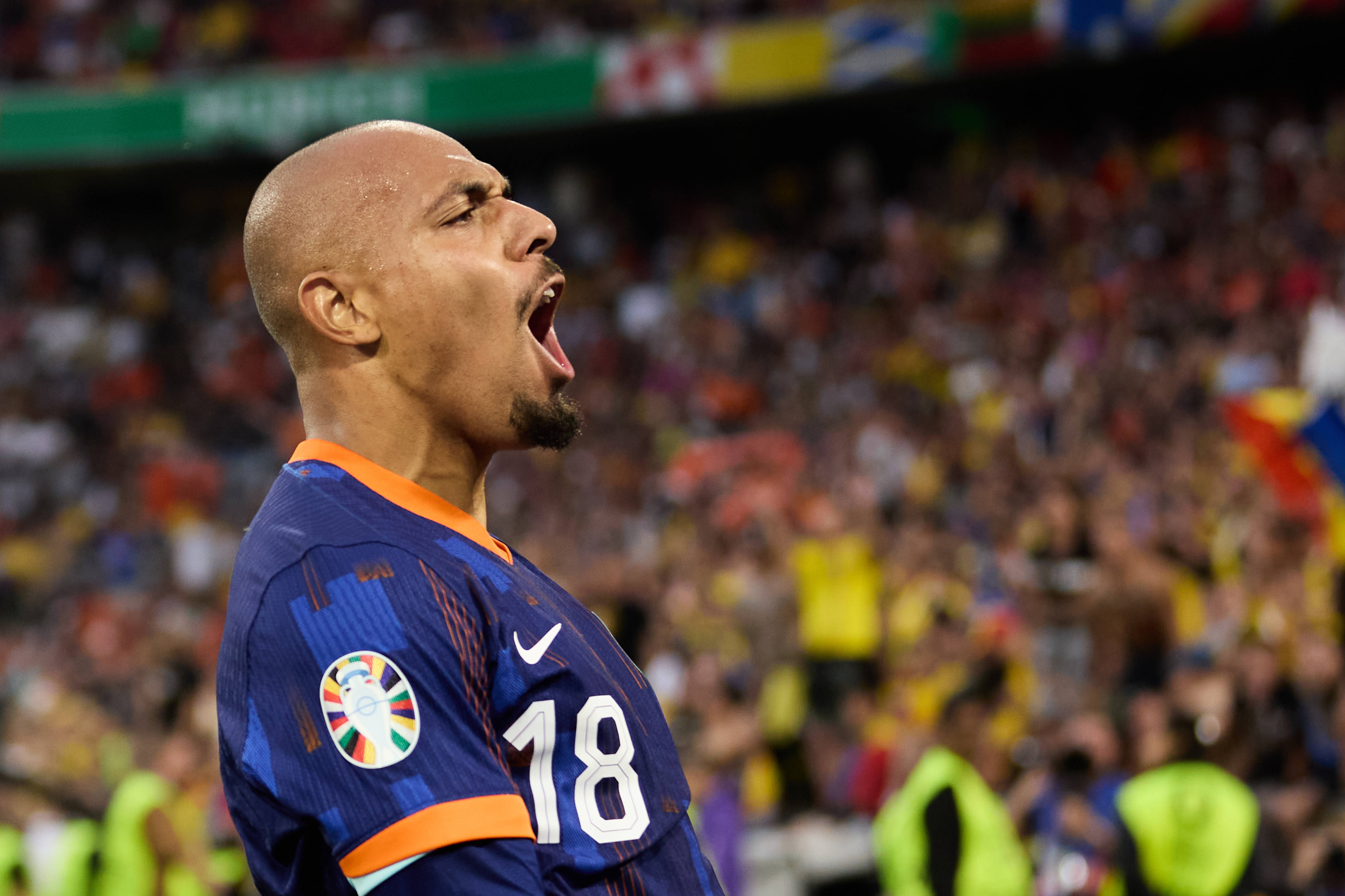 世俱杯决赛-荷兰队在比赛中全面占优,轻松晋级下一轮