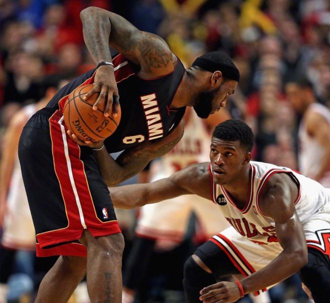 世俱杯时间-重要比赛中出击的勇士锋线迎击挑战,全场压制圈定胜局!的简单介绍