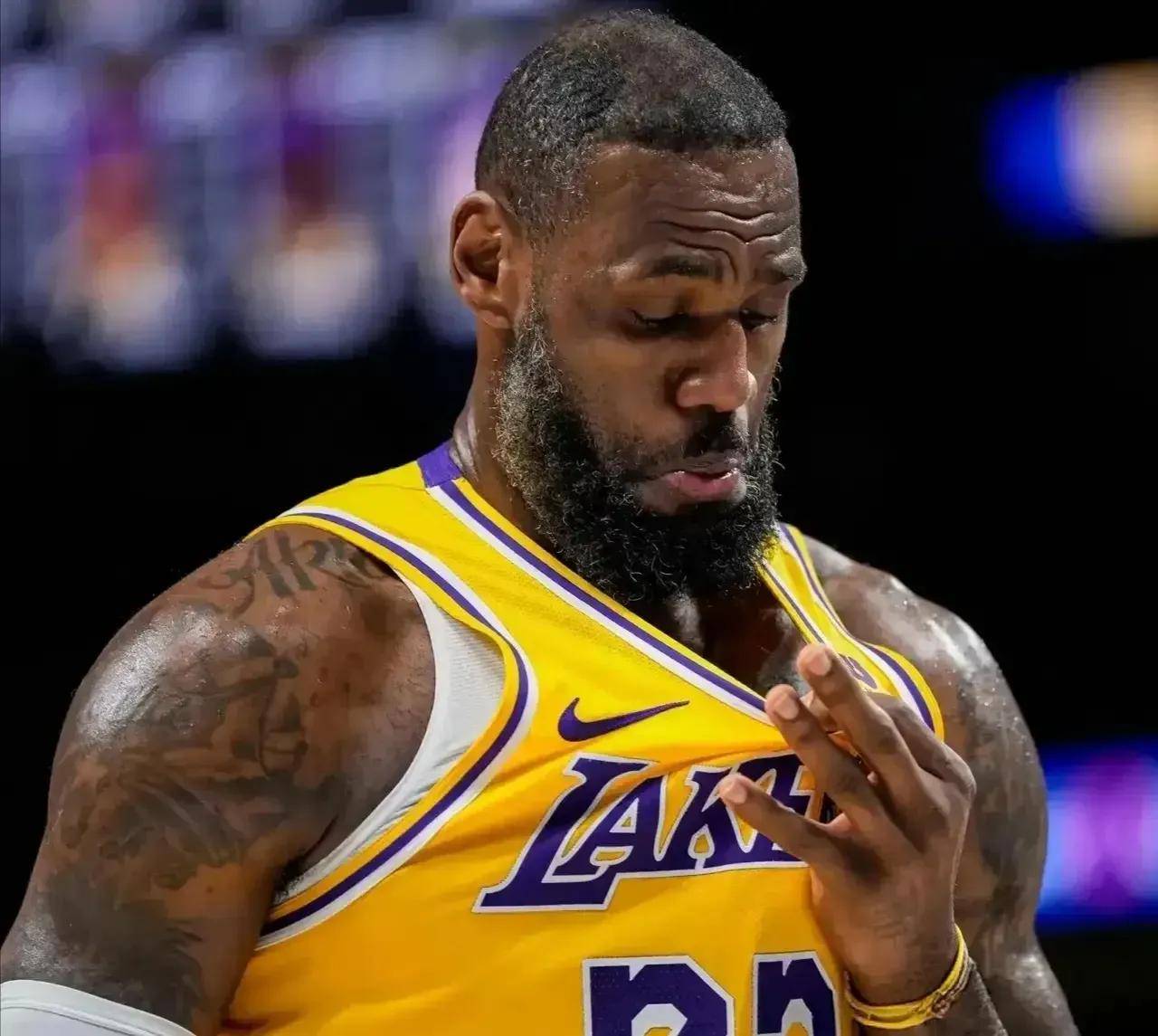 包含湖人内部骚乱,湖人新主帅面临考验的词条 包含湖人内部骚乱,湖人新主帅面临考验的词条