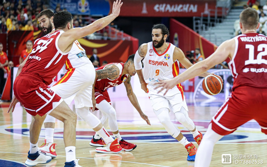 波兰篮球联赛冠军之争激烈进行 波兰篮球联赛冠军之争激烈进行