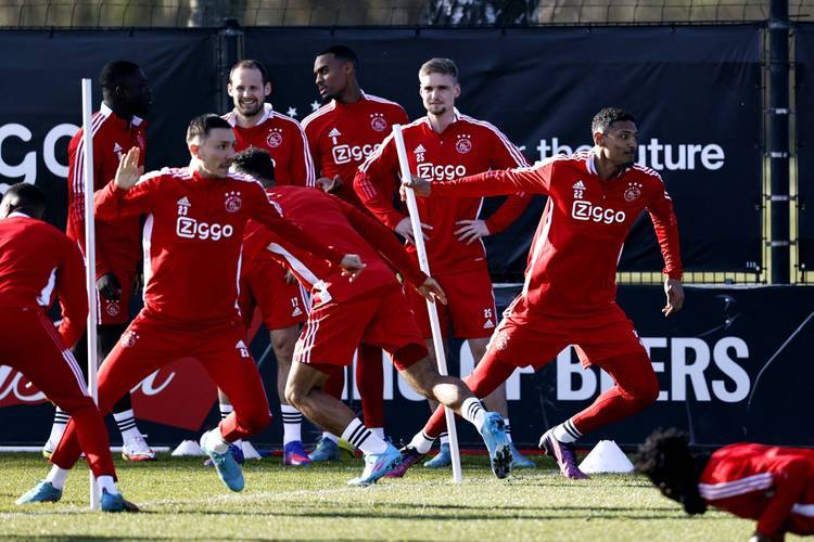 世俱杯直播-阿贾克斯大胜,压倒对手晋级下一轮