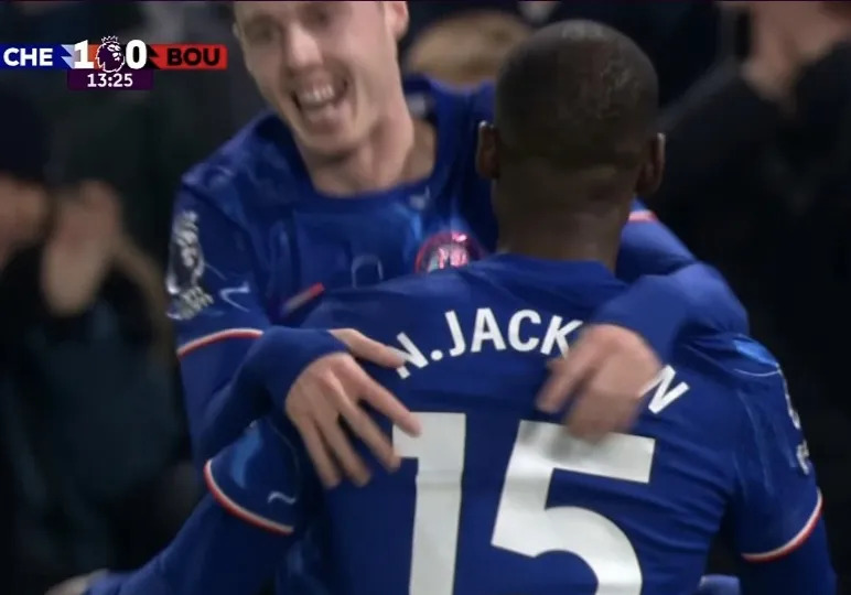 包含切尔西险胜伯恩茅斯,保住前四席位的词条 包含切尔西险胜伯恩茅斯,保住前四席位的词条