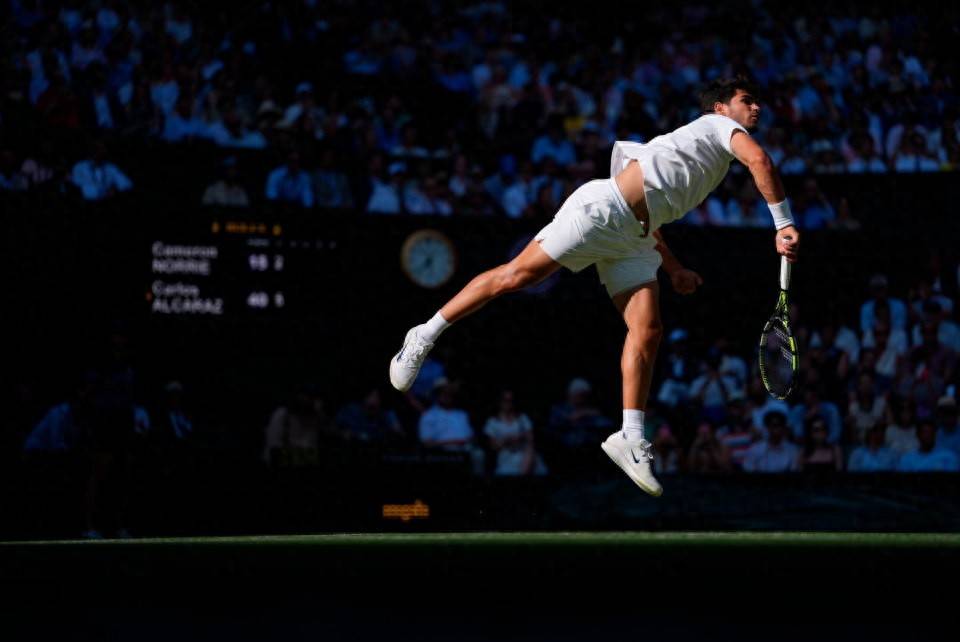 世俱杯参赛资格-北爱尔兰逆转朗斯,豪夺三分