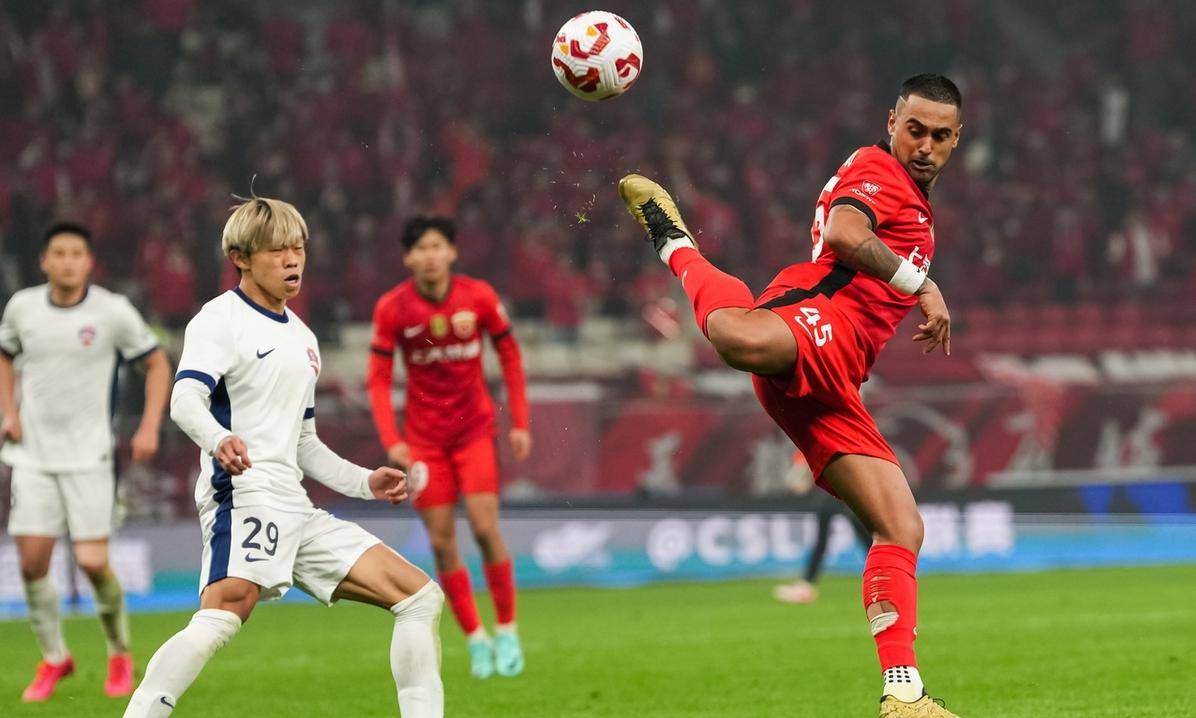 世俱杯奖金-实力相当的双雄对决,谁能笑到最后?