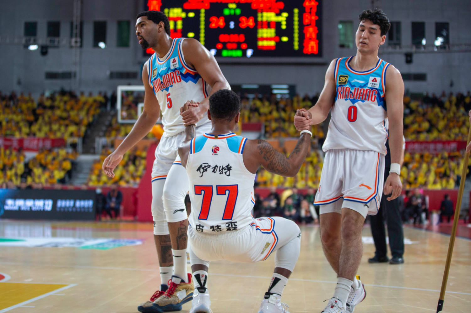 关于新疆队在比赛中遭遇不敌,惨淡收场的信息 关于新疆队在比赛中遭遇不敌,惨淡收场的信息