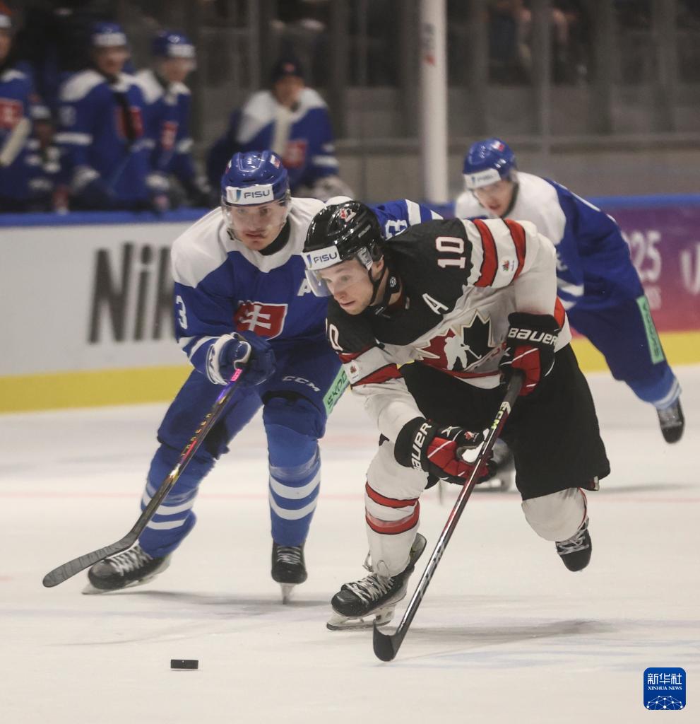 世俱杯-加拿大运动员喜获殊荣,屡创佳绩