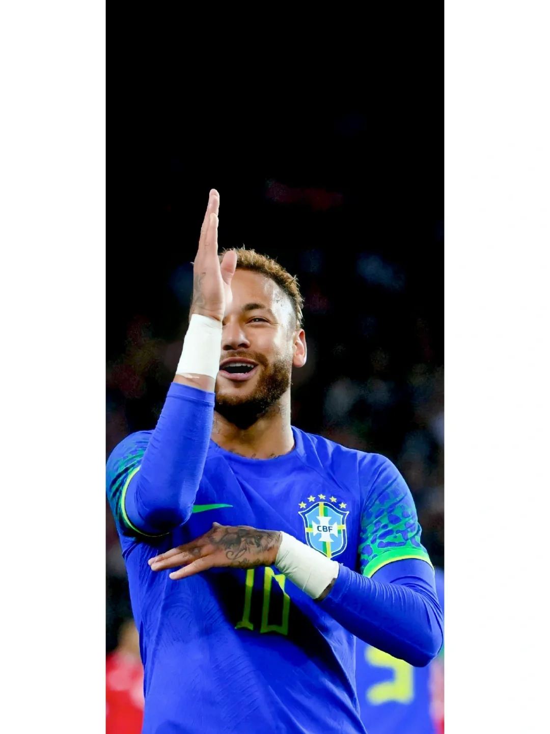 巴西体操队再获奖牌,士气高昂 巴西体操队再获奖牌,士气高昂