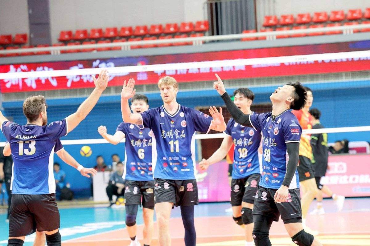 福建队在比赛中表现出色,轻松战胜对手的简单介绍 福建队在比赛中表现出色,轻松战胜对手的简单介绍