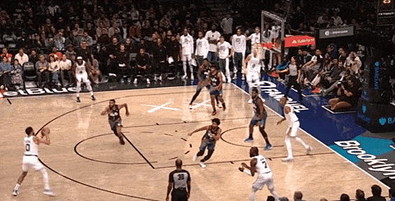 荷兰队在比赛中战胜立陶宛，取得胜利