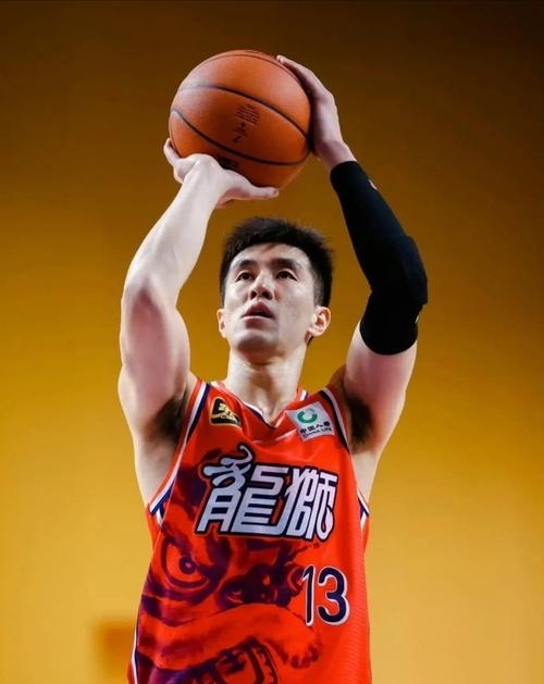 世俱杯参赛资格-包含北京首钢力克浙江队，稳坐积分榜榜首的词条