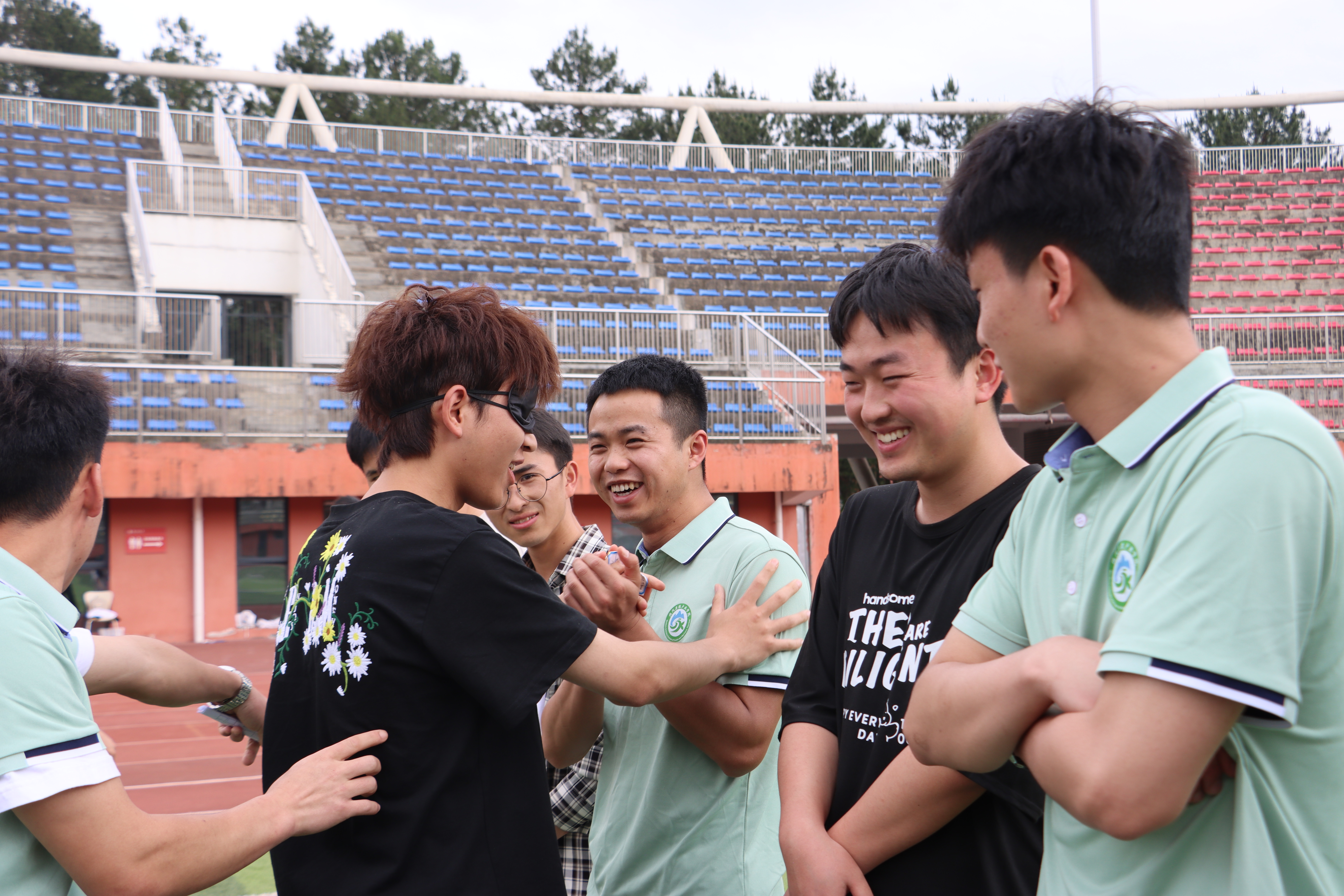 世俱杯2025-全队良好默契表现:球队合作精神