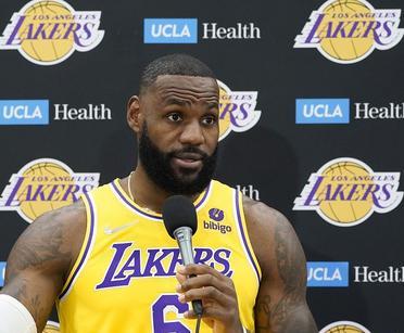 湖人击败步行者,浓眉砍下32分 湖人击败步行者,浓眉砍下32分