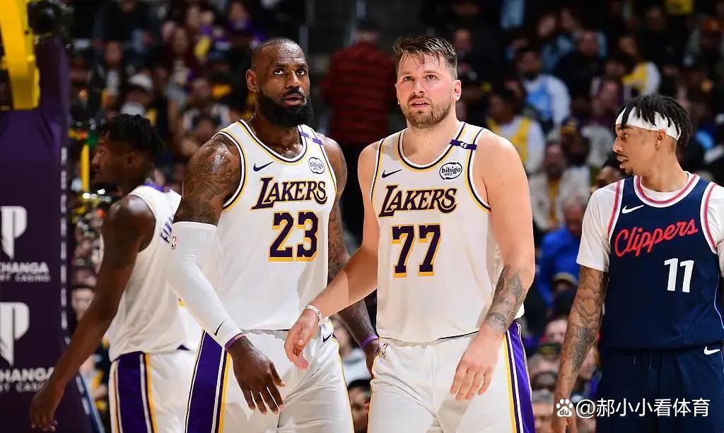 包含湖人神射手成功率队脱困，大胜实现中西部联盟次席的词条