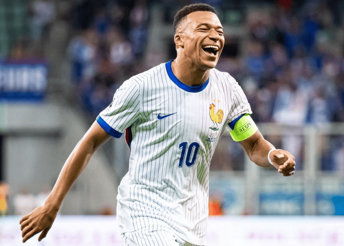 冲刺进球!欧预赛精彩瞬间不容错过 冲刺进球!欧预赛精彩瞬间不容错过